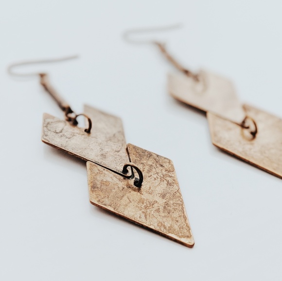 Vintage Y2K Double Chevron Antiqued Bronze Drop Earrings – Solid Metal - Picture 4 of 4